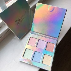 Naked Cosmetics Highlighting Palette